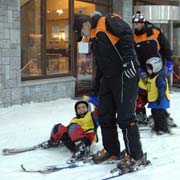 Children's skiing lessons
